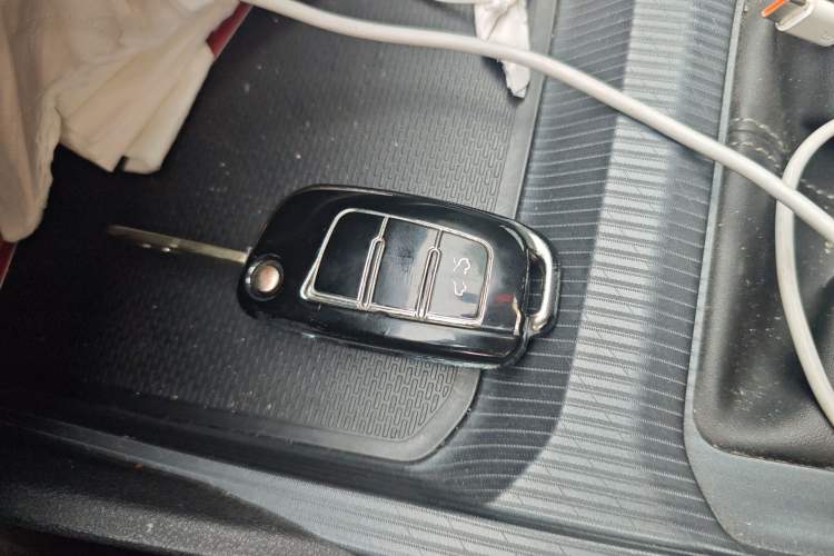 Used Geely Auto Emgrand 2025 4th Generation 1.5L Manual – Dragon Edition
