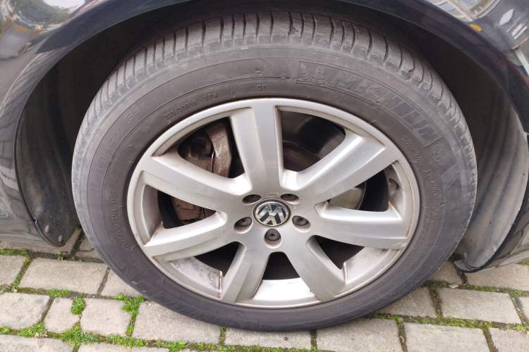 Used Volkswagen Phaeton 2011 3.6L V6 5-Seater Extended Comfort Version
