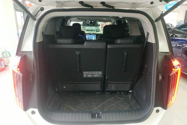 Used GAC Trumpchi M8 2024 Master Series 400T Ultimate Edition