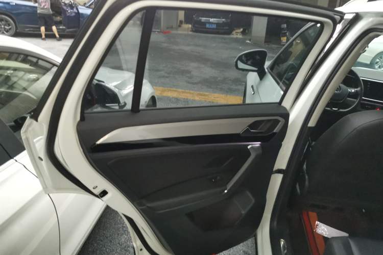 Used Volkswagen Tayron 2021 330TSI Two-Wheel Drive Luxury Smart Connectivity Version