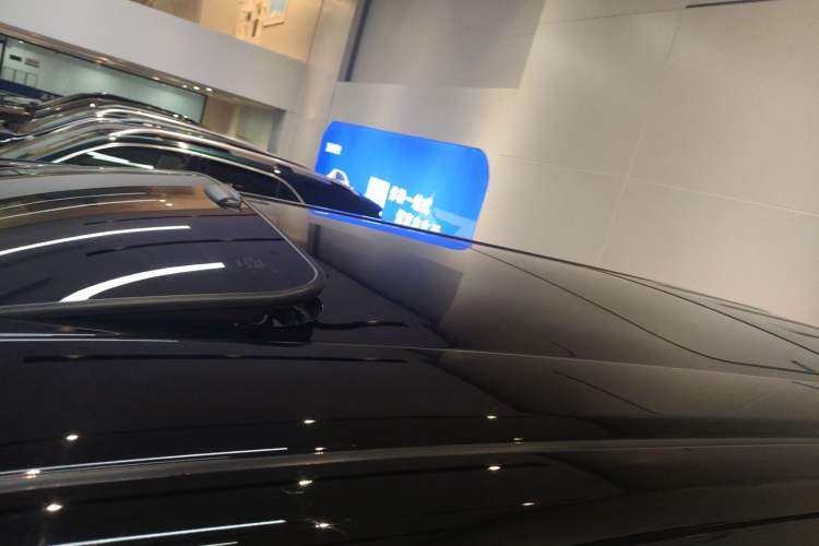 Used Toyota Vellfire 2021 Crown Dual-Engine 2.5L HV Supreme Edition
