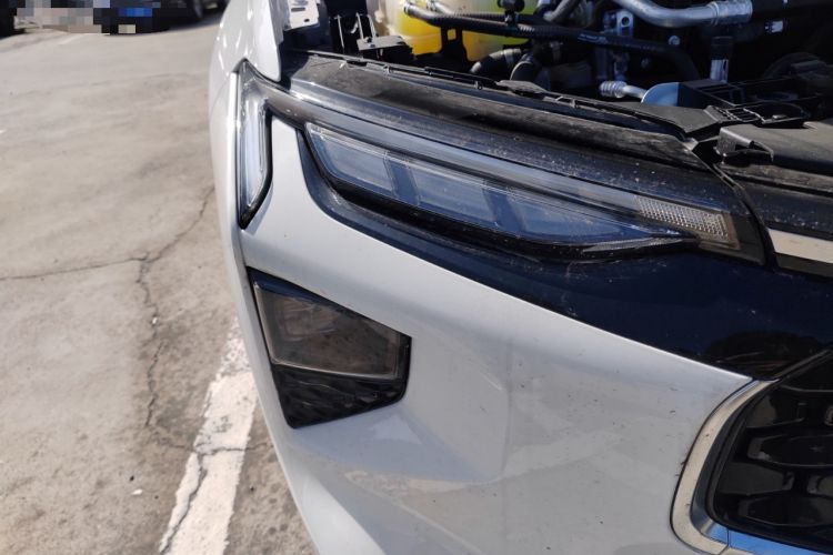 Used Ford Mondeo 2025 2.0T EcoBoost E Hybrid Sport Edition Right Front Headlight