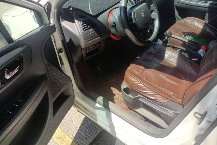 Used Citroen C-Quatre 2014 VTS Version 1.6L Manual - Premium Model
