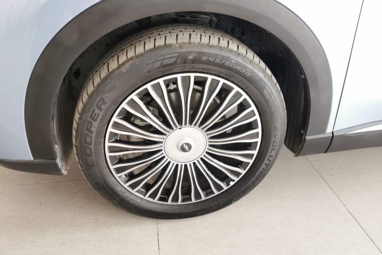 Used Chery Fengyun T9 2024 120 Long-Range Flagship Version 7 Seats Ternary Lithium Left Front Wheel Hub