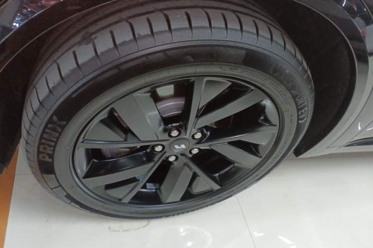 Used Li Auto L8 2023 Air model