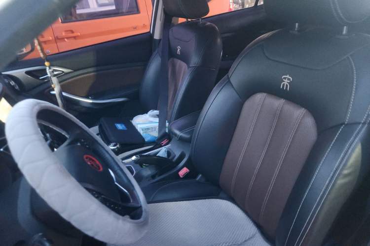 Used BYD Song 2017 Gaishi Upgrade Edition 1.5TI Manual Elite Model