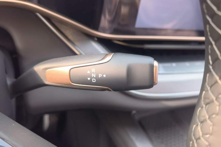 Used Hongqi Tiangong 08 2025 605 Pioneer Edition Gear Lever