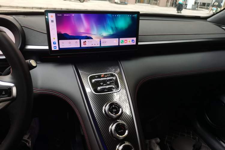 Used ORA Lightning Cat 2024 Dark Night Edition 555km Prestige Version Audio And AC Panel