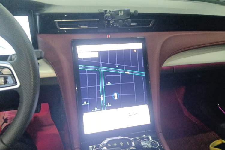 Used Hongqi H5 2025 2.0T Automatic Flag Edition – 500 000 Units Commemorative Version