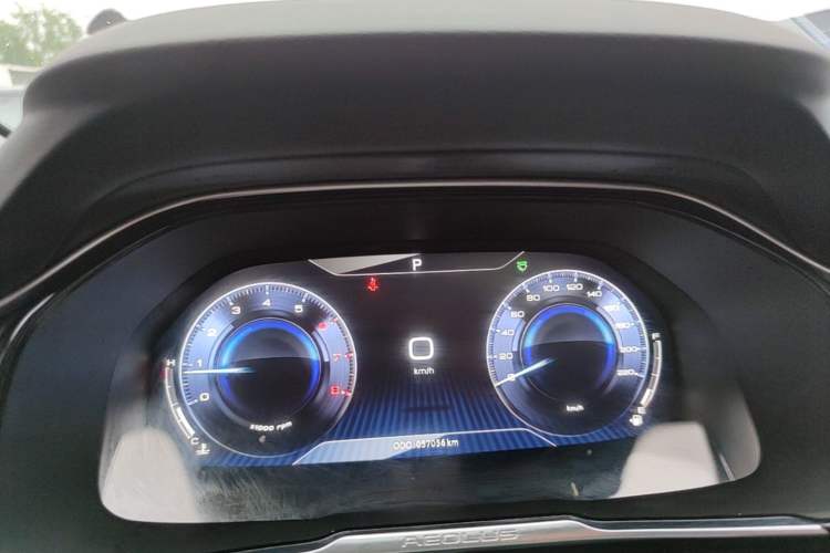 Used Dongfeng Aeolus AX7 2019 1.6T Automatic AI Navigation Model China V Standard Instrument Cluster