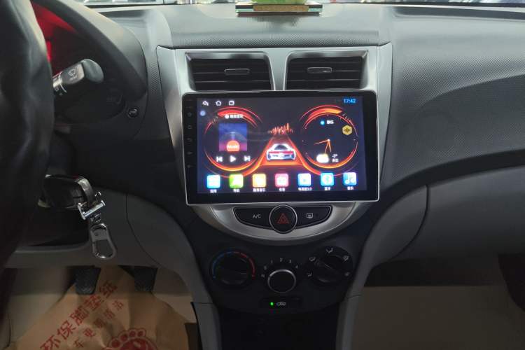 Used Hyundai Verna (older generation) 2016 1.4L Manual Smart GLS Trim