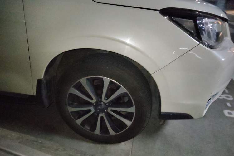 Used Subaru Forester 2016 2.5i Prestige Navigation Edition Right Front Wheel Hub