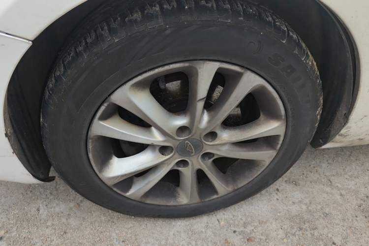 Used Chery Arrizo 7 2015 1.6L CVT ZhiXiang Edition Left Front Wheel Hub