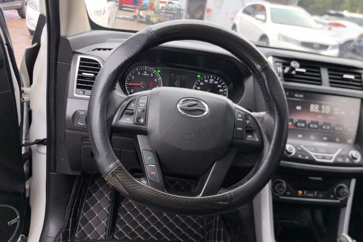 Used Land X5 2016 Plus 2.0T Automatic Enjoyment Edition
