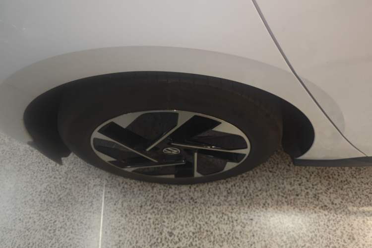 Used Volkswagen ID.3 2023 Upgraded Model Pure Intelligent Enjoyment Version Right Rear Wheel Hub