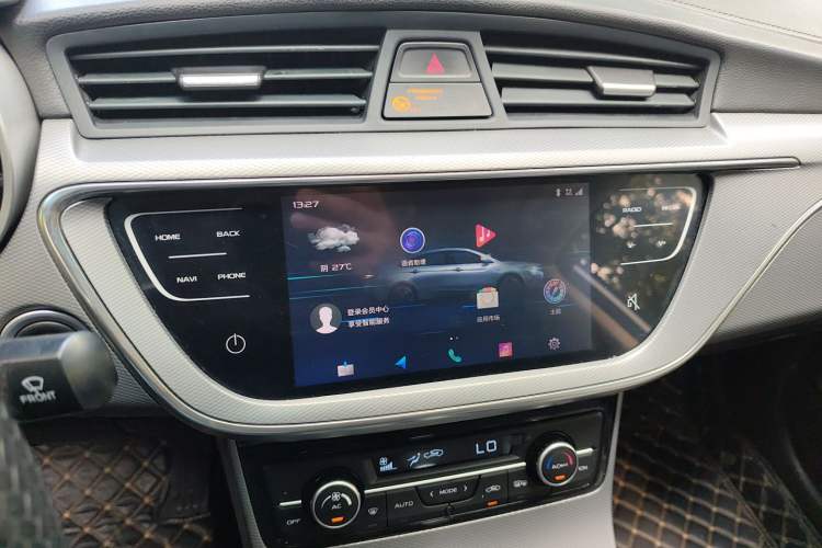 Used Geely Auto Emgrand GL 2018 1.4T DCT Elite Smart Connectivity Version
