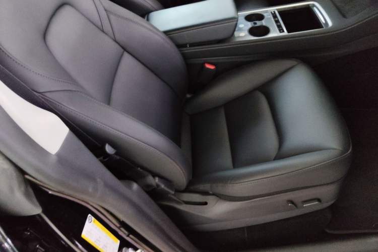 Used Tesla Model Y 2022 Revised Version Long-Range All-Wheel Drive