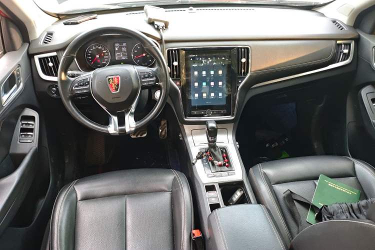 Used Roewe RX5 2016 20T Two-Wheel Drive Automatic Internet Smart Edition