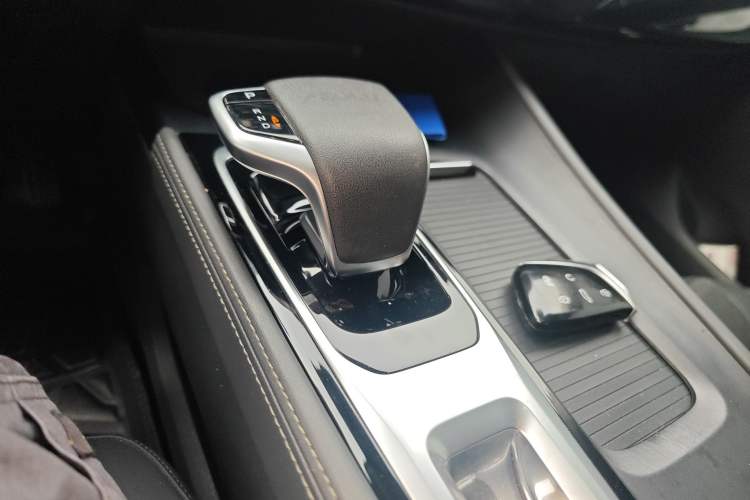 Used Dongfeng Aeolus Huge 2022 Mach Power 1.5T DareDrive Edition · Smart