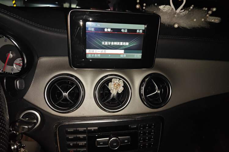 Used Mercedes-Benz GLA 2015 GLA 220 4MATIC Fashion Model
