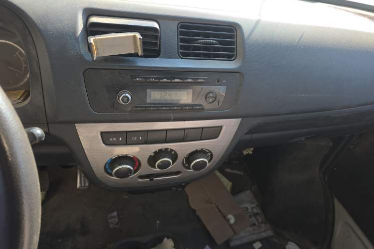 Used CHANGAN KAICHENG Taurus 2011 1.3L Standard Version
