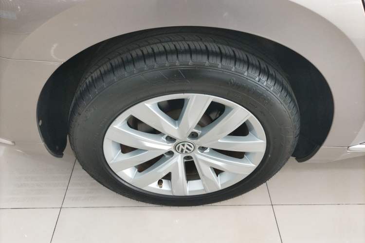 Used Volkswagen FAW-Volkswagen CC 2019 330TSI Huayan Edition China V Standard Exterior 5