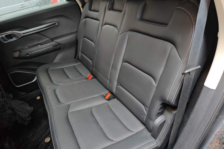 Used Geely Auto Haoyue 2020 1.8TD Automatic Comfort Model 5 Seats Left Rear Seat