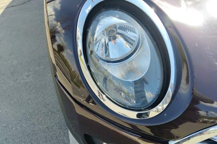 Used MINI Clubman 2016 1.5T COOPER Connoisseur Edition Right Front Headlight