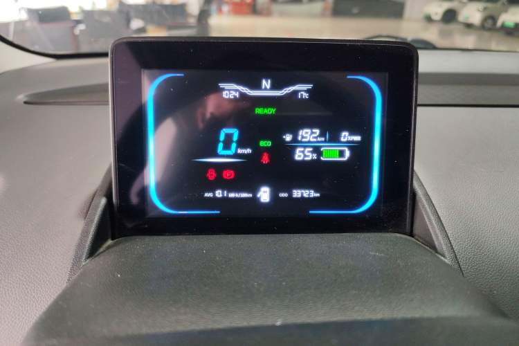 Used CHANGAN NEVO Lumin 2023 301km Honey Dew Edition