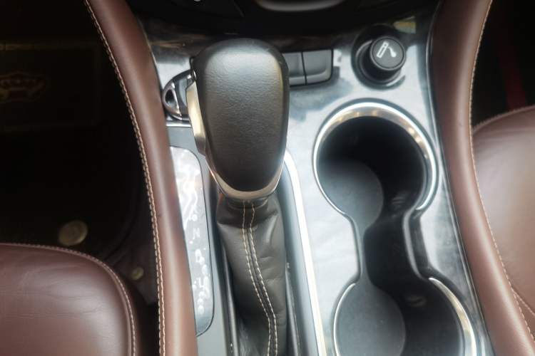 Used Buick Envision 2015 20T Two-Wheel-Drive Elite Model Gear Lever