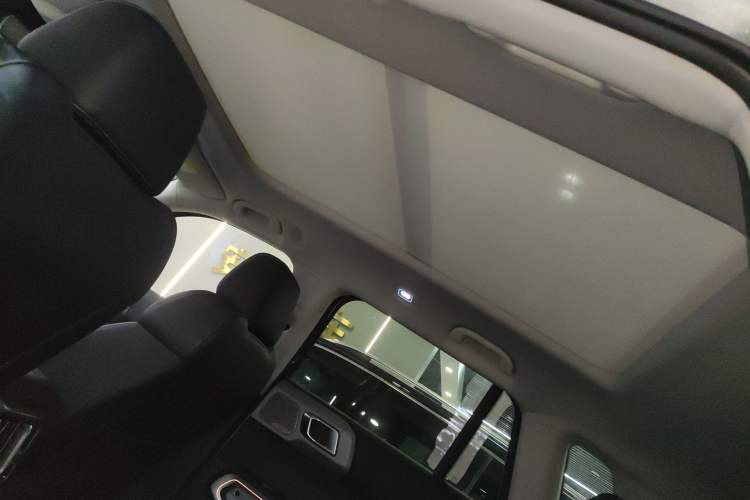 Used Formula Leopard Titanium 3 2025 501KM All-Wheel Drive Intelligent Driving Ultra Version
