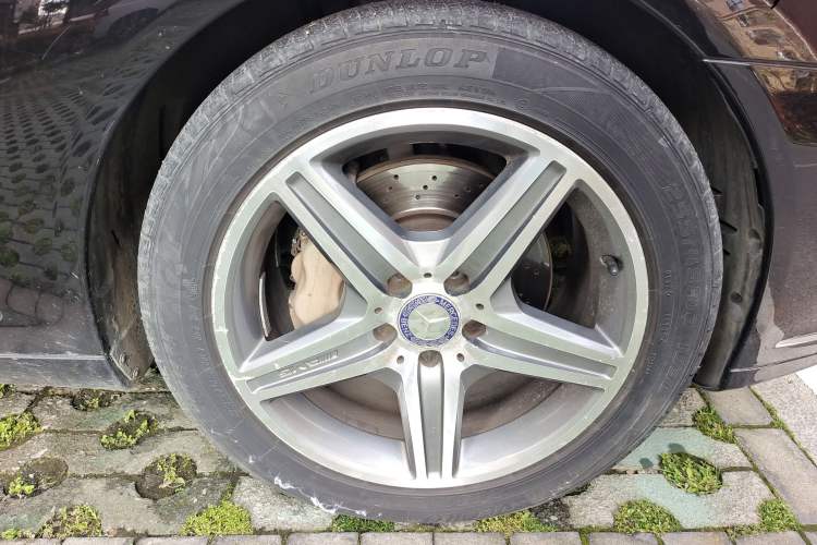 Used Mercedes-Benz S-Class 2012 S 300 L Business Standard Model
