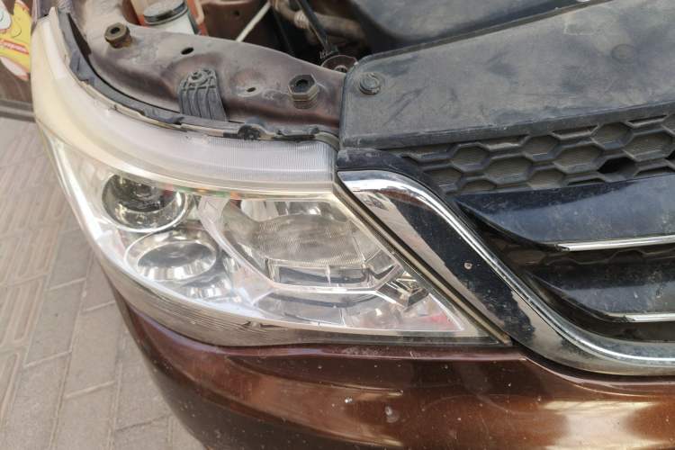 Used Baojun 730 2016 1.8L iAMT Luxury Model 7 Seats