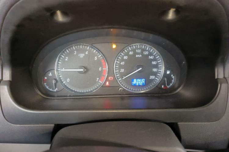 Used BAIC Weiwang M20 2014 1.5L Basic Version BJ415B Instrument Cluster