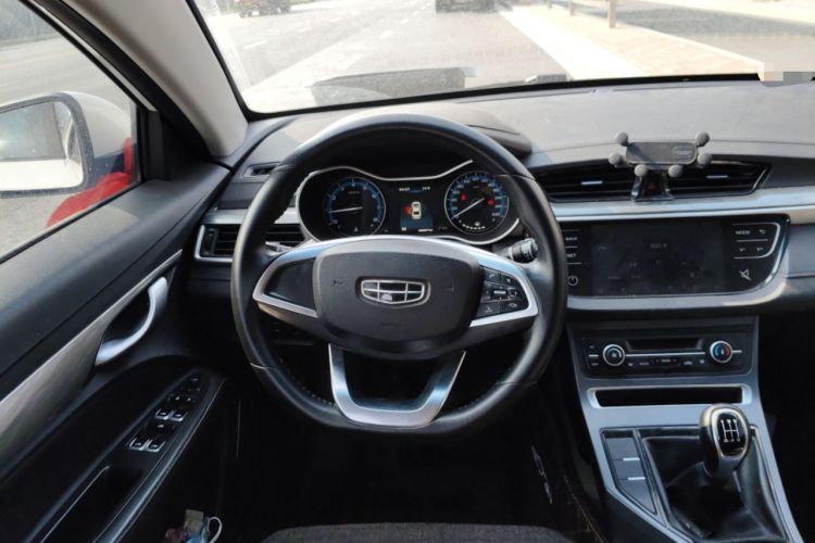 Used Geely Auto Emgrand 2019 Leading Edition 1.5L Manual Luxury Model China VI Standard
