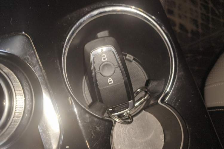 Used Ford Escape 2020 EcoBoost 245 Two-Wheel-Drive Titanium Edition