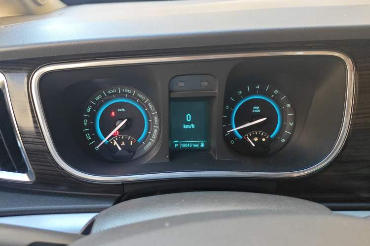 Used Buick GL8 2013 3.0L XT Luxury Business Flagship Edition