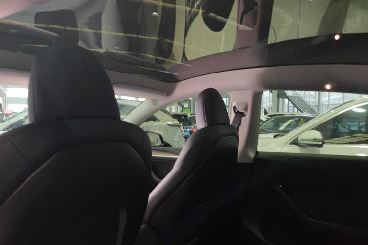 Used Tesla Model Y 2022 Revised Version Rear-Wheel Drive Headliner