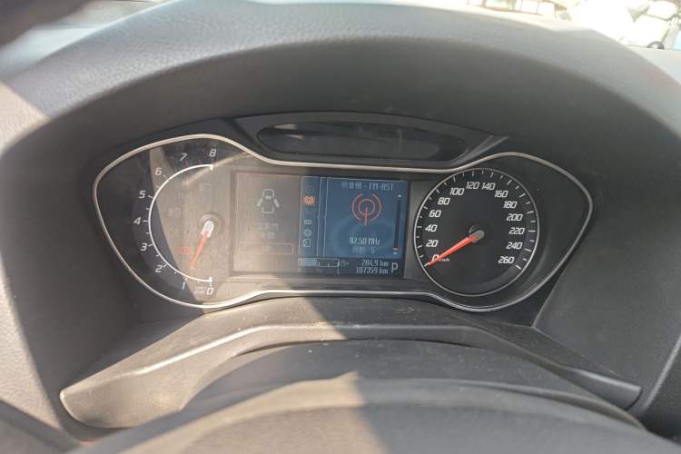 Used Ford Mondeo 2011 2.3L Luxury Model