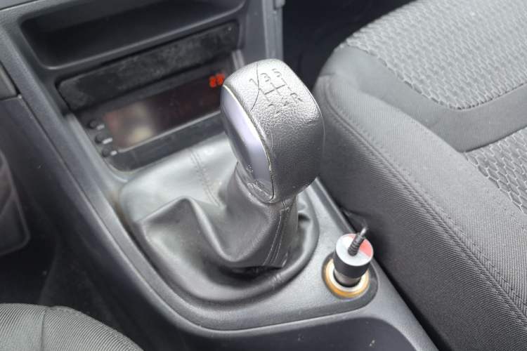 Used Peugeot 308 2014 Enjoy Edition Classic 1.6L Manual YouShang Model Gear Lever