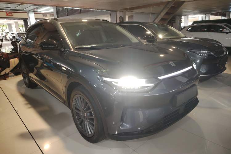 Used Leapmotor C11 2023 Pure Electric 500 Smart Edition Front Right 45 Deg