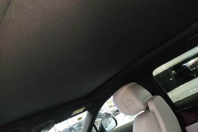 Used Cadillac LYRIQ 2022 Rear-Drive Long-Range Luxury Edition