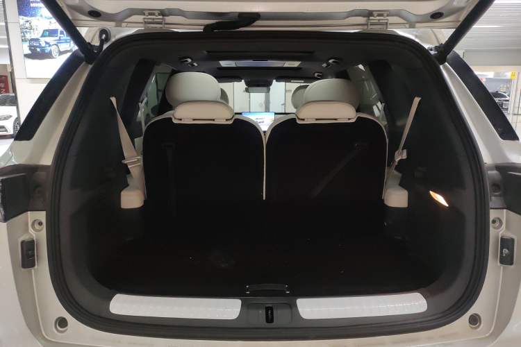 Used Dongfeng eπ eπ008 2026 Model Six-Seat Range-Extended Family Edition
