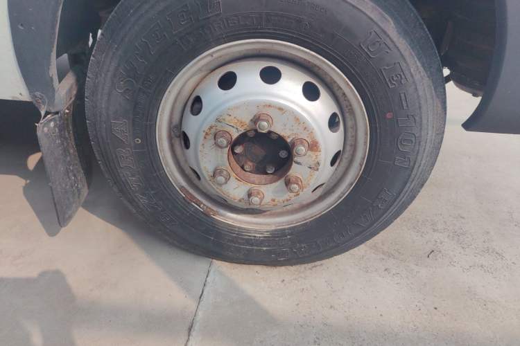 Used Iveco Daily 2014 2.8T-V40 NJ5044XXY3A43S4