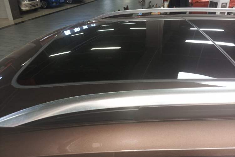 Used Volkswagen Tayron 2019 330TSI Two-Wheel Drive Luxury Model China VI Standard
