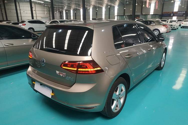 Used Volkswagen Golf 2017 230TSI Automatic Comfort Edition – Celebrating Milestone of One Million Units