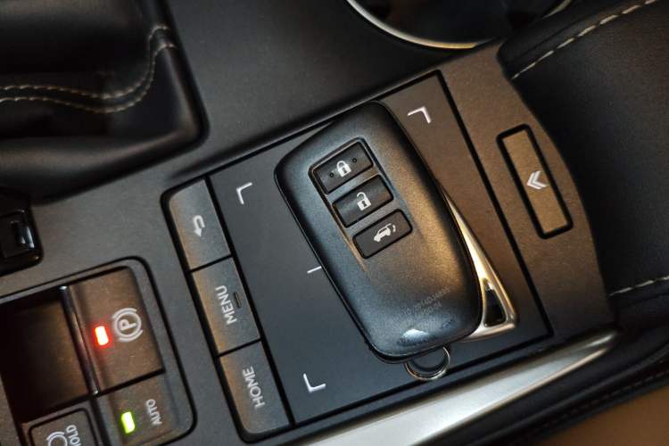 Used Lexus NX 2020 300h All-Wheel Drive FENGZHI Version China VI Standard Vehicle Key