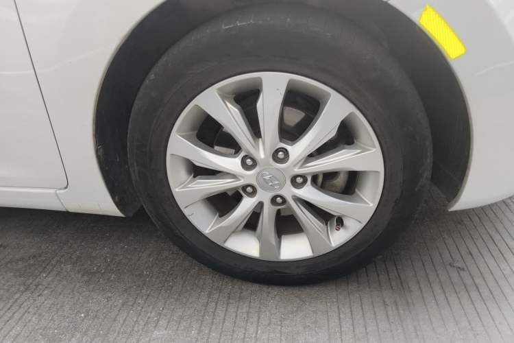 Used Hyundai Elantra (5th Generation / Langdong) 2016 1.6L Automatic Prestige Model