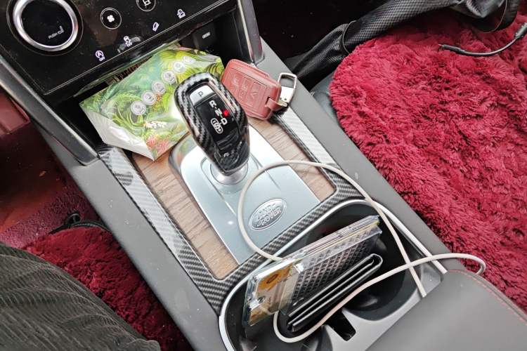 Used Land Rover Discovery Sport 2020 249 PS R-Dynamic Performance Edition