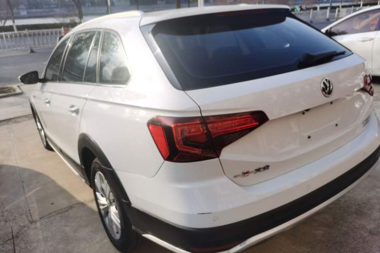 Used Volkswagen C-TREK 2018 230TSI DSG Comfort Model
